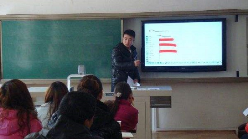 觸摸教學(xué)一體機(jī)使用效果